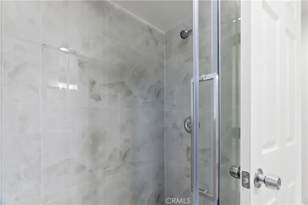 Additional image 95 of 3972 Hubert Avenue, Los Angeles, CA 90008