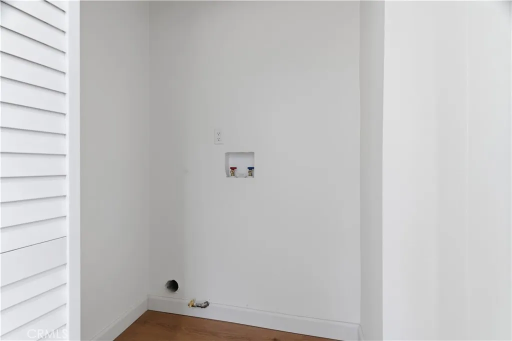 Additional image 115 of 3972 Hubert Avenue, Los Angeles, CA 90008