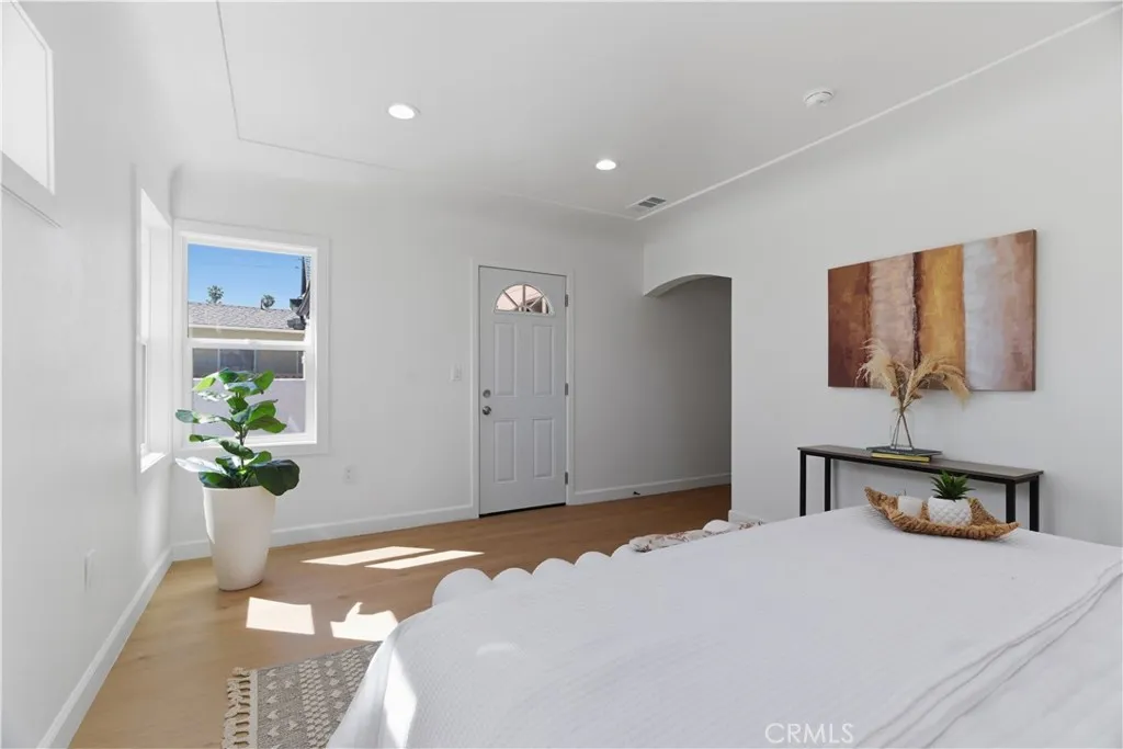 Additional image 50 of 3972 Hubert Avenue, Los Angeles, CA 90008