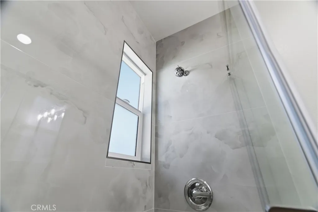 Additional image 79 of 3972 Hubert Avenue, Los Angeles, CA 90008