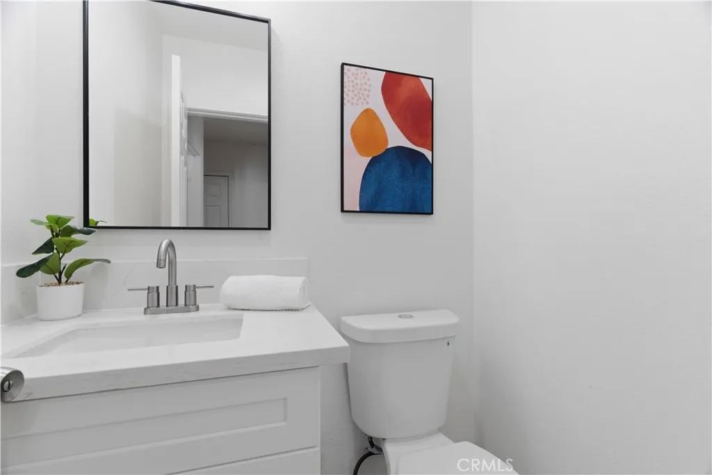 Additional image 80 of 3972 Hubert Avenue, Los Angeles, CA 90008