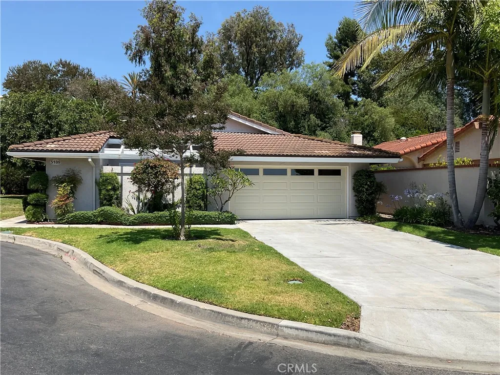 5189 Duenas, Laguna Woods, CA 92637