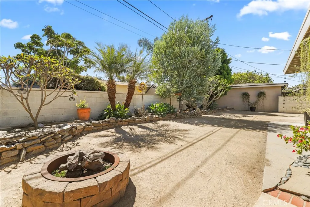 Additional image 32 of 5640 E Deborah St, Long Beach, CA 90815