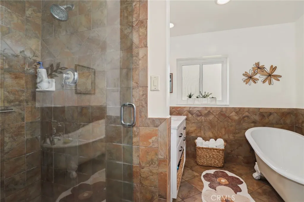 Additional image 26 of 5640 E Deborah St, Long Beach, CA 90815