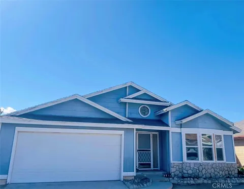 13691 Gavina Ave Unit 491, Sylmar, CA MLS: SR25046917
