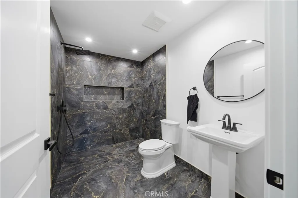 Additional image 89 of 8542 De Celis Pl, North Hills, CA 91343