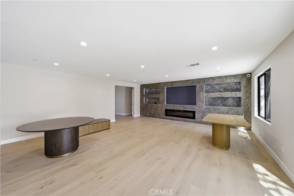 Additional image 51 of 8542 De Celis Pl, North Hills, CA 91343