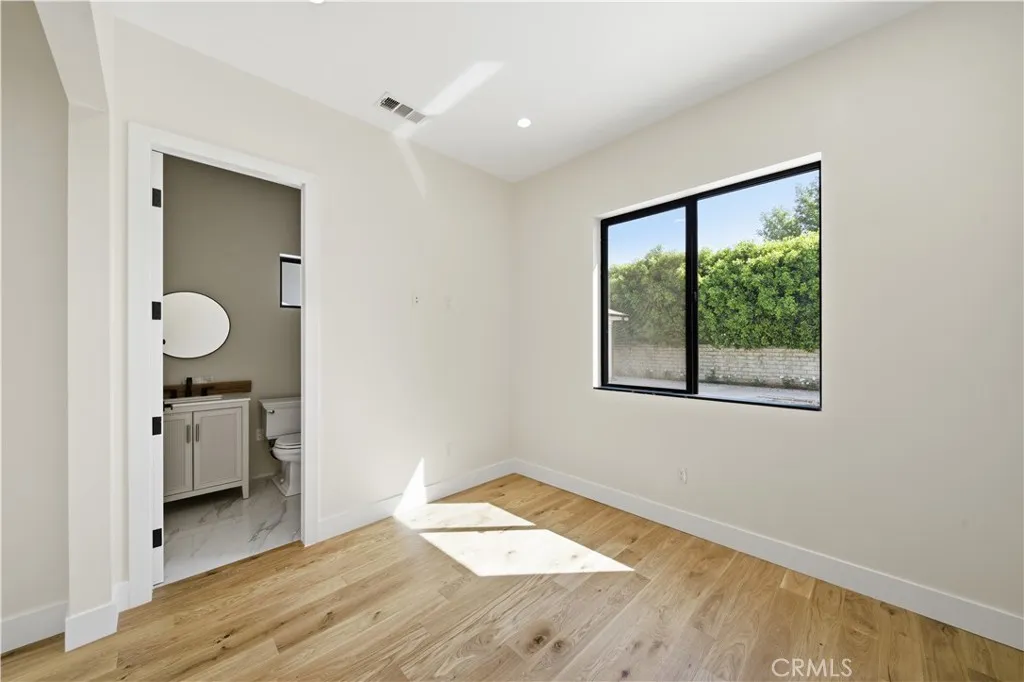 Additional image 99 of 8542 De Celis Pl, North Hills, CA 91343