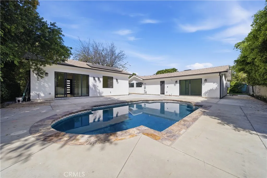 Additional image 7 of 8542 De Celis Pl, North Hills, CA 91343