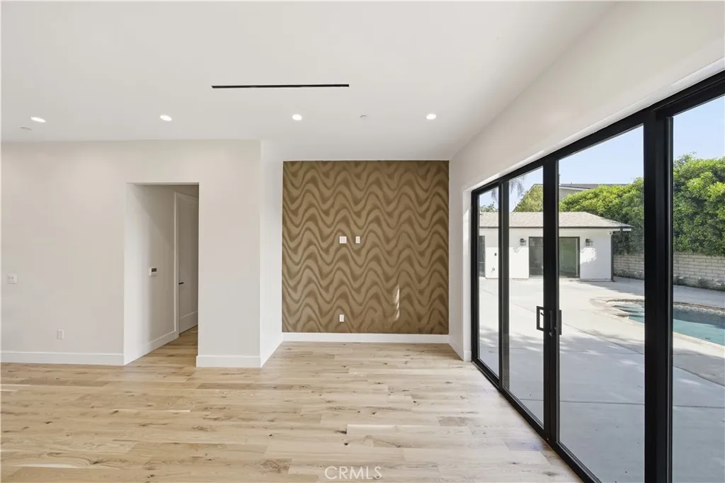 Additional image 97 of 8542 De Celis Pl, North Hills, CA 91343