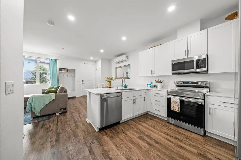 Additional image 13 of 936 Cooper Place, San Diego, CA 92102