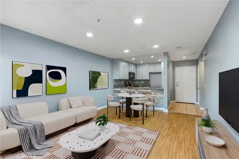 450 E 4th Street Unit 127, Santa Ana, CA 92701 - MLS#: CV25098665
