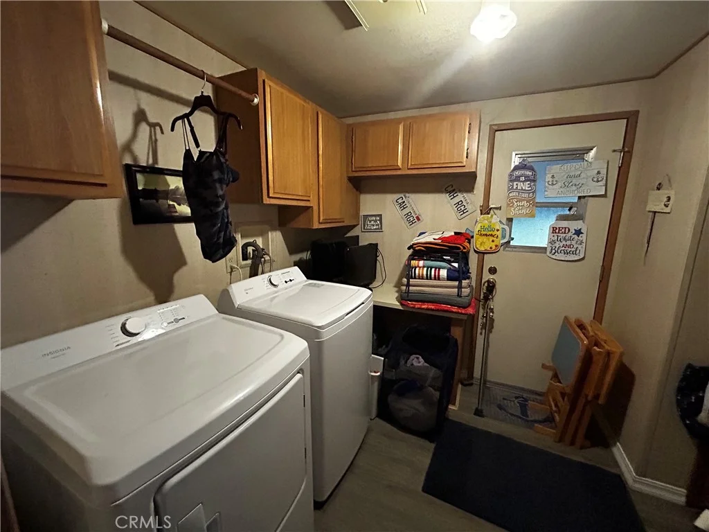 475 Walnut Dr, Lakeport, CA 95453