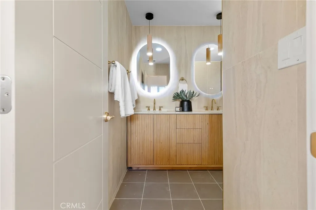 Additional image 81 of 13161 Summit Cir, Westminster, CA 92683