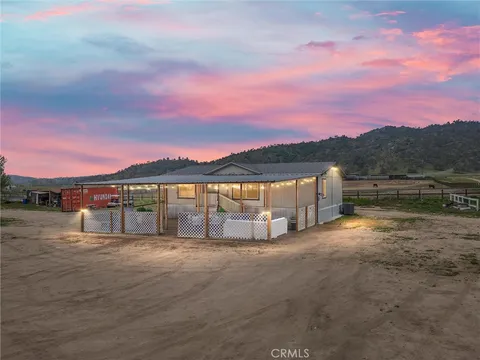 20411 Pegasus Street, Tehachapi, CA MLS: SR25089330