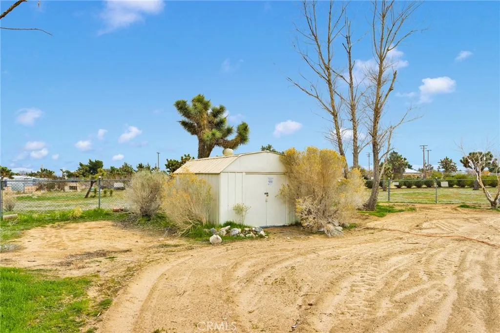 Additional image 27 of 6450 Maricopa Road, Phelan, CA 92371