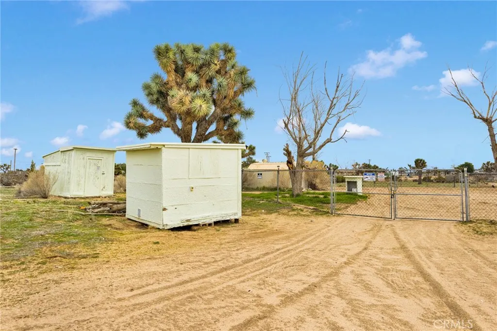 Additional image 30 of 6450 Maricopa Road, Phelan, CA 92371