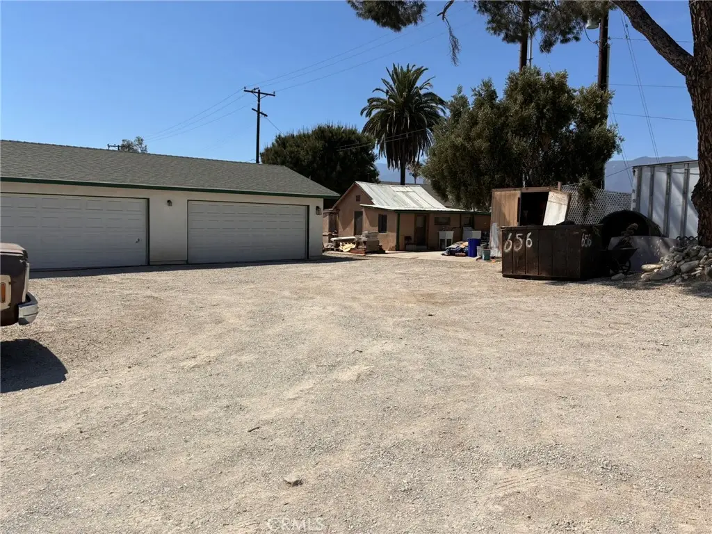 15395 Foothill Blvd, Fontana, CA 92335