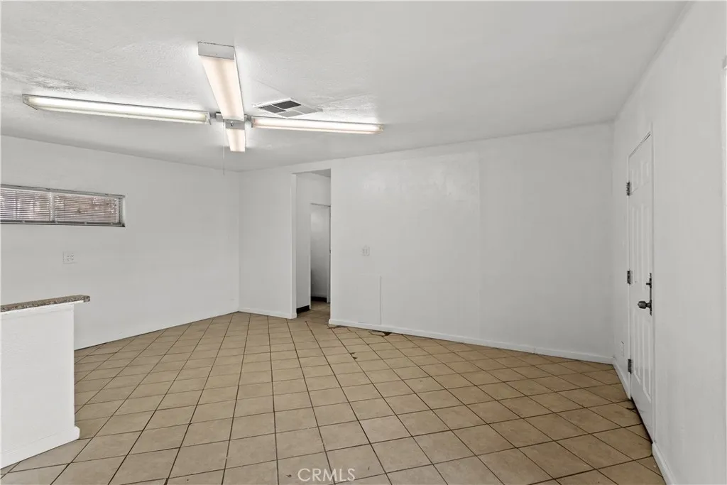 Additional image 36 of 1893 Flower St, Bakersfield, CA 93305