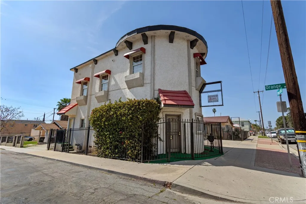 Additional image 3 of 1893 Flower St, Bakersfield, CA 93305