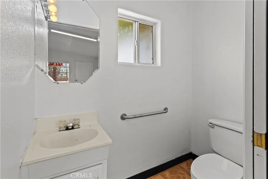 Additional image 38 of 1893 Flower St, Bakersfield, CA 93305