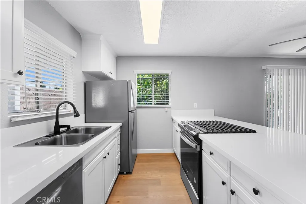 Additional image 22 of 755 Gaviota Avenue, Long Beach, CA 90813