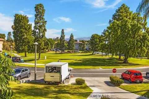 2386 Via Mariposa W Unit 1C, Laguna Woods, CA MLS: PW25009936