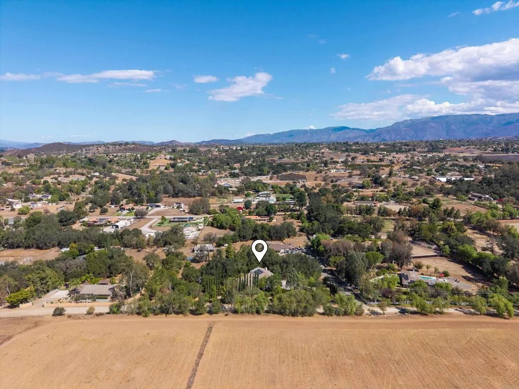 13872 Misty Oak Road, Valley Center, CA 92082