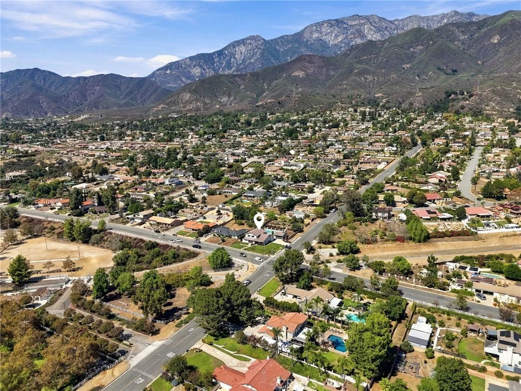 9086 Hillside Rd, Alta Loma, CA 91737
