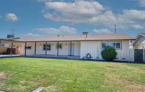 1420 Roberts Avenue, Madera, CA MLS: MD25078653