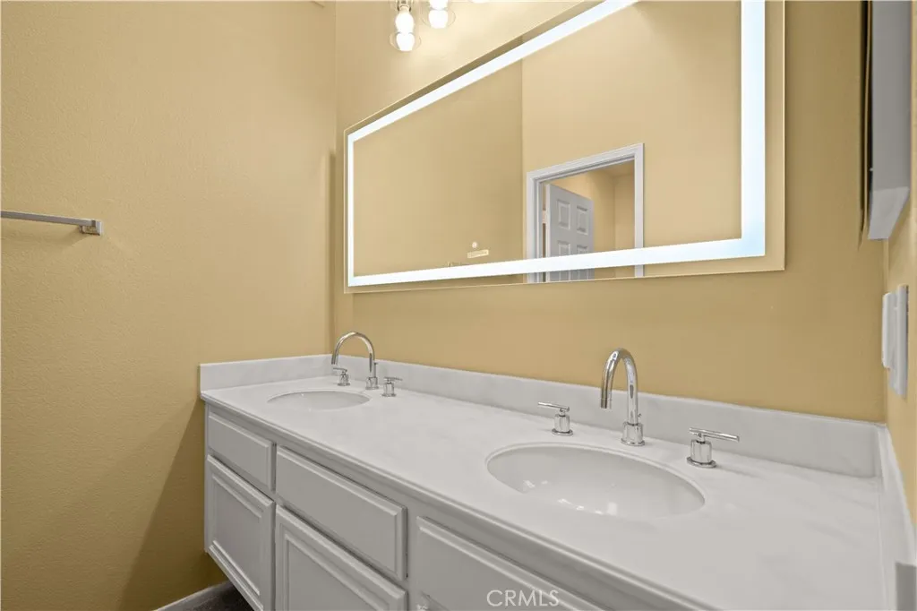 Additional image 13 of 34 Oxford Unit 36, Irvine, CA 92612