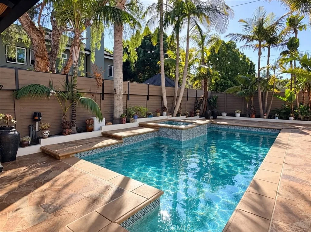 6592 Silverspur Lane, Huntington Beach, CA 92648