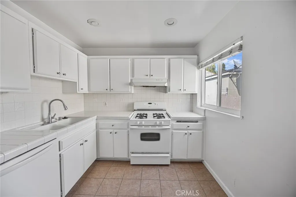 Additional image 41 of 1629 E Maple Ave, El Segundo, CA 90245