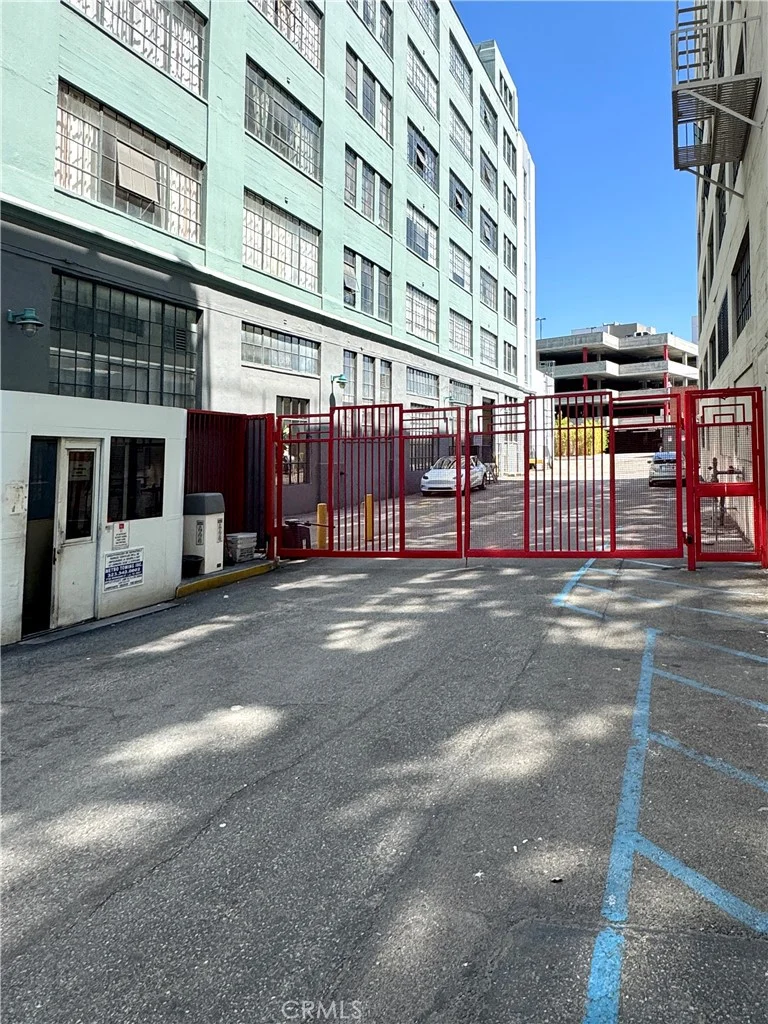 420 S San Pedro Street Unit 405, Los Angeles, CA 90013