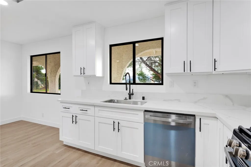 Additional image 44 of 15620 Ramona Rd, Apple Valley, CA 92307