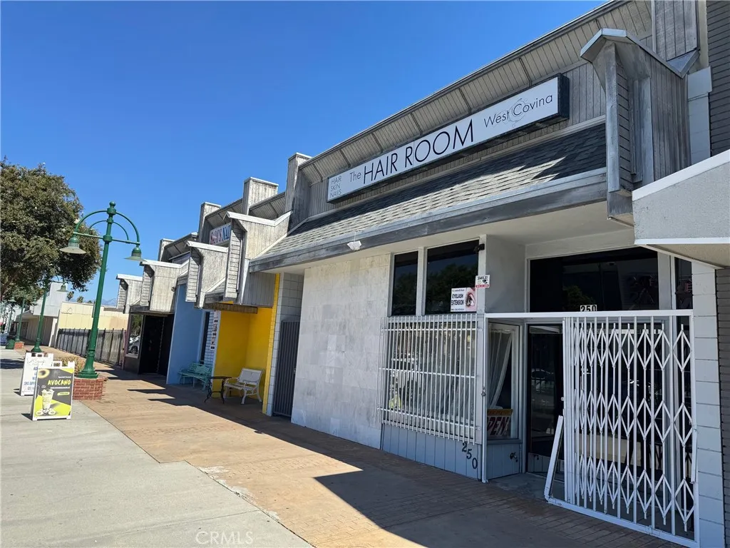 250 S. Glendora Ave., West Covina, CA 91790 | OC25214792 | Nestfully