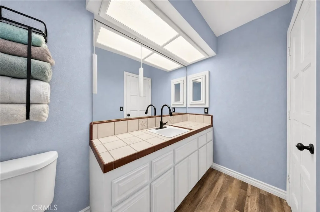 14070 Seminole Rd, Apple Valley, CA 92307