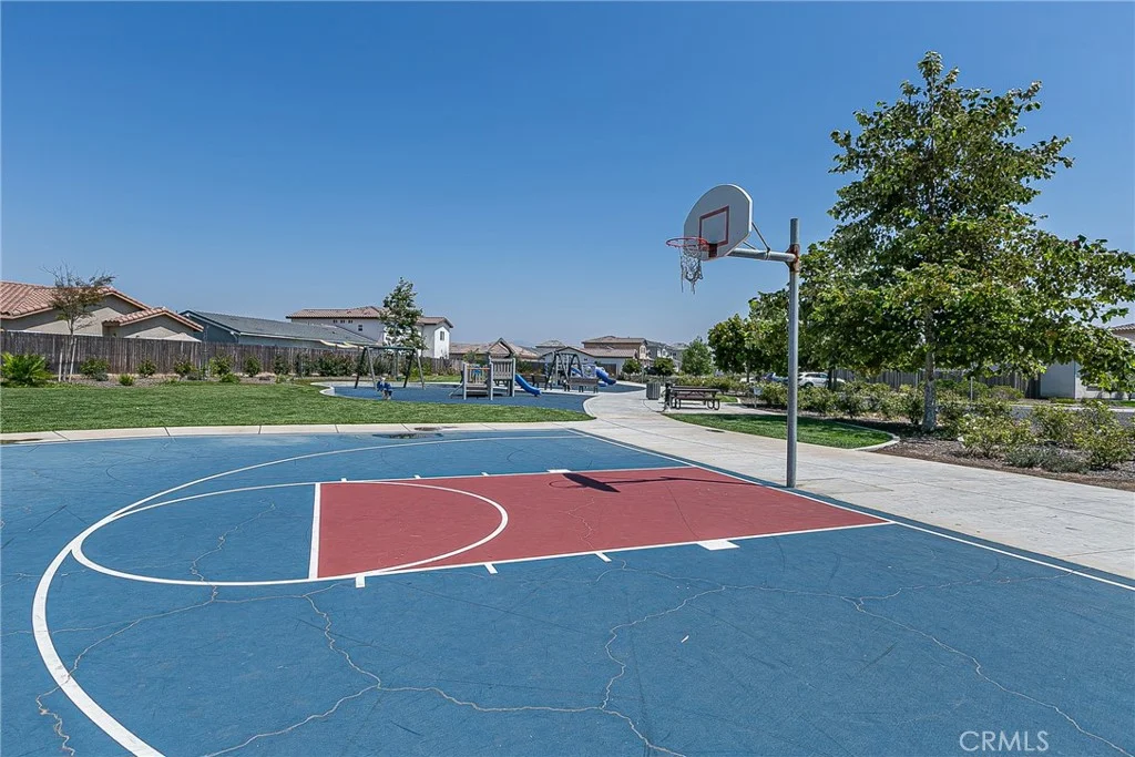 1452 W Beacon Way, Santa Maria, CA 93458
