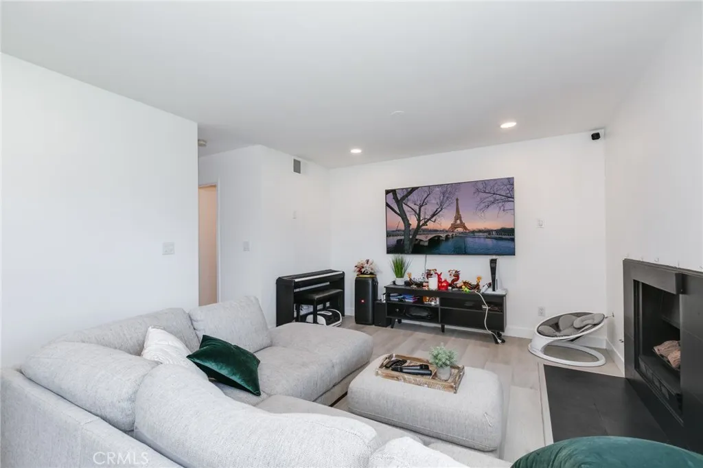 Additional image 13 of 3340 E Collins Avenue Unit 21, Orange, CA 92867