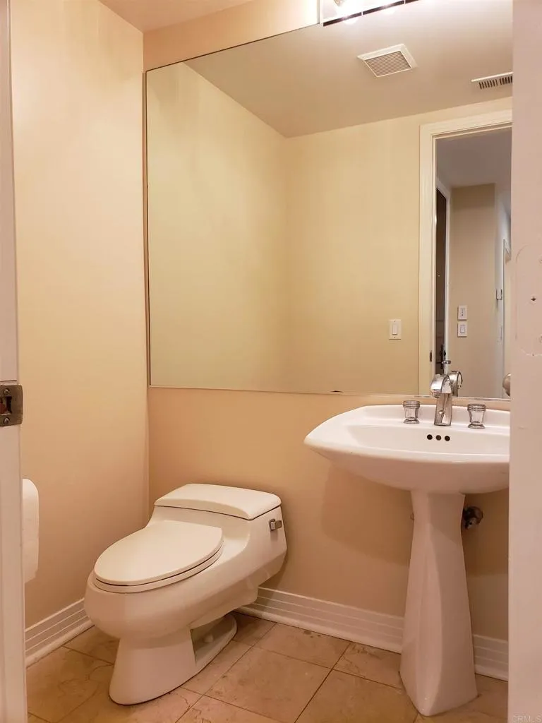 Additional image 14 of 650 Columbia St Unit 211, San Diego, CA 92101