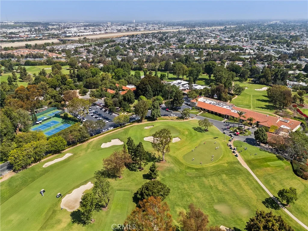 250 W Ridgewood, Long Beach, CA 90805