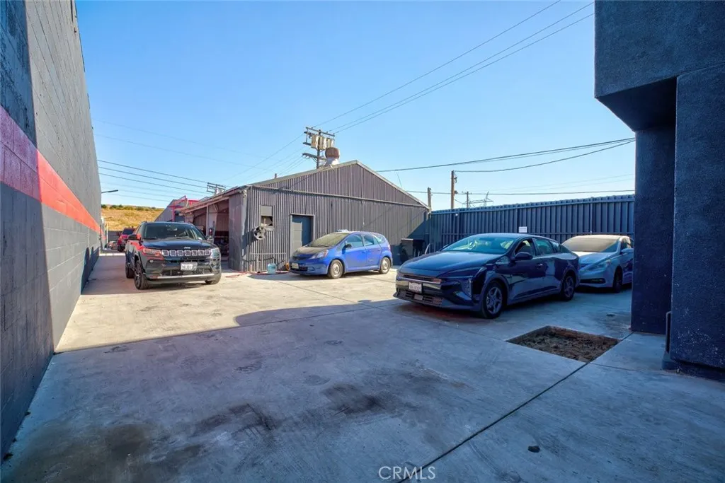 Additional image 97 of 11686 Sheldon Street, Sun Valley, CA 91352