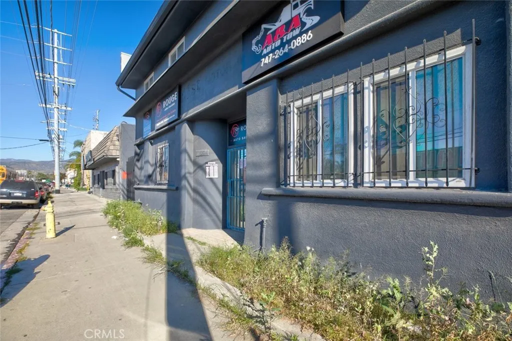 Additional image 2 of 11686 Sheldon Street, Sun Valley, CA 91352