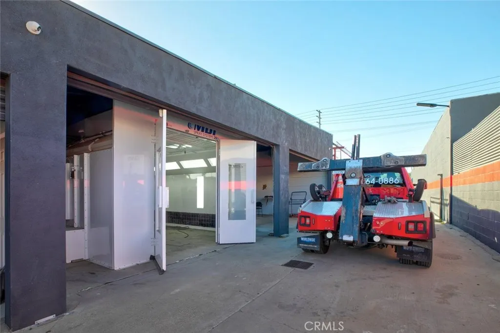 Additional image 91 of 11686 Sheldon Street, Sun Valley, CA 91352
