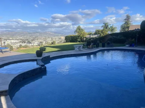 485 Tyrone Street, El Cajon, CA MLS: NDP2502021