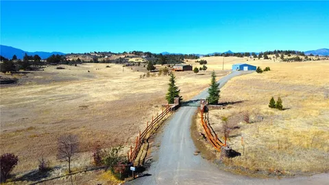 6719 Ager Beswick Road, Montague, CA 96064 - MLS#: SN23207380