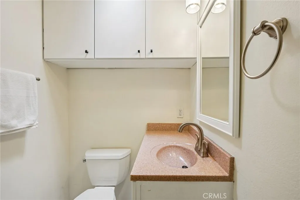 Additional image 17 of 644 Manhattan Beach Blvd Unit 10, Manhattan Beach, CA 90266