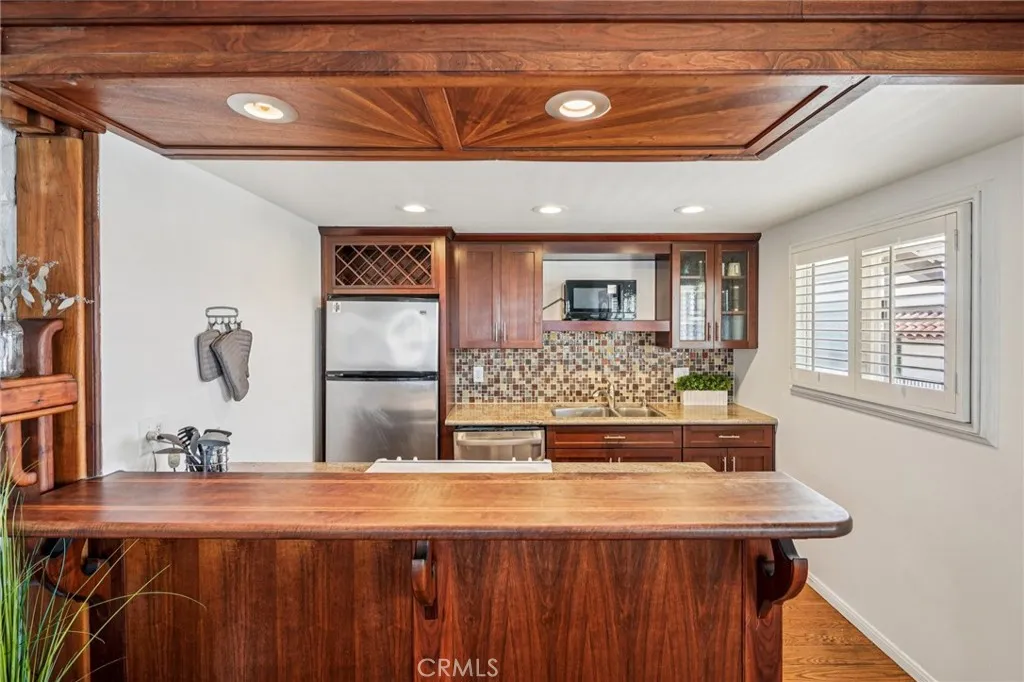 Additional image 39 of 644 Manhattan Beach Blvd Unit 10, Manhattan Beach, CA 90266