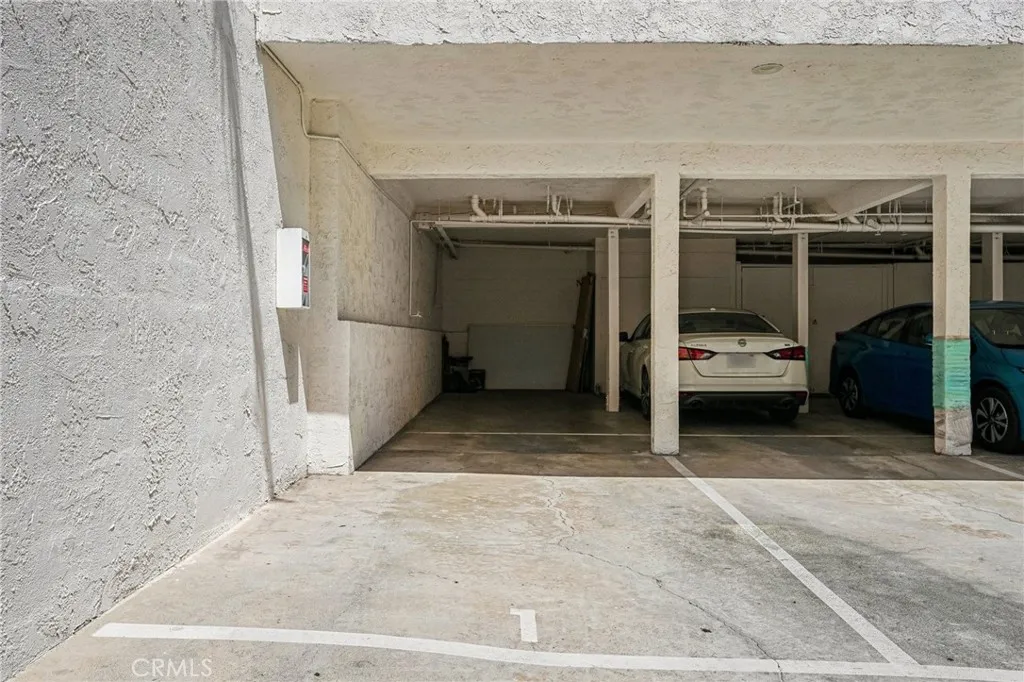 Additional image 25 of 644 Manhattan Beach Blvd Unit 10, Manhattan Beach, CA 90266