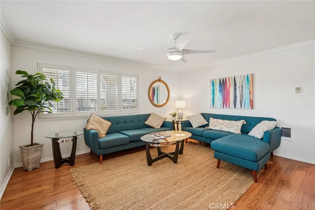 Additional image 2 of 644 Manhattan Beach Blvd Unit 10, Manhattan Beach, CA 90266